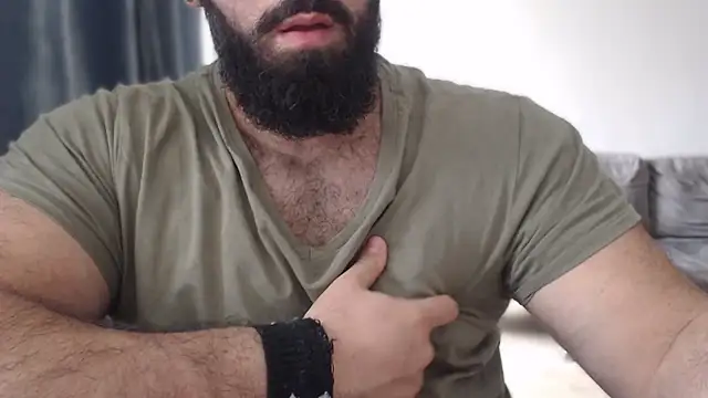 hugemachohandsome
