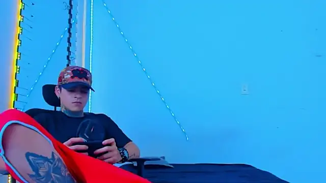 HOT_boy2025