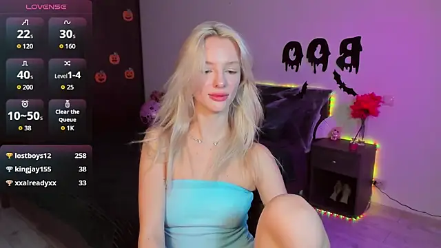 AleksaBlonde webcam