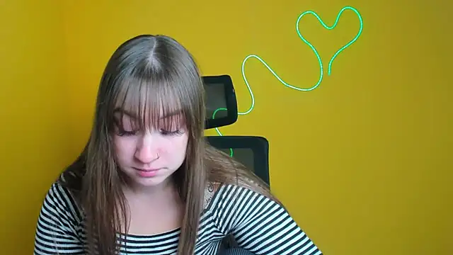 Evelina_GG webcam