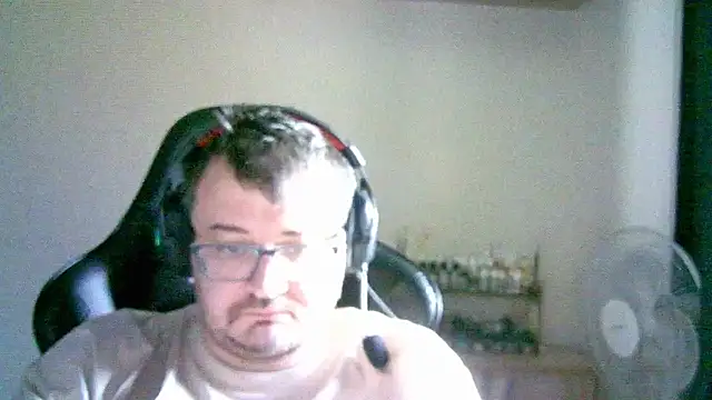 SirAbuser webcam