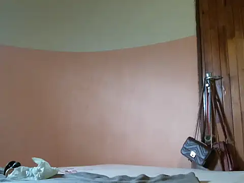 Pretty_miss_devilxxx35 webcam
