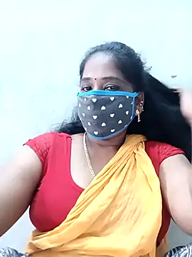 MaaliiiPonuTamil webcam