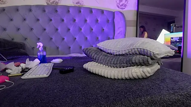 Anya_Sky webcam