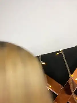 Zaratattoox webcam