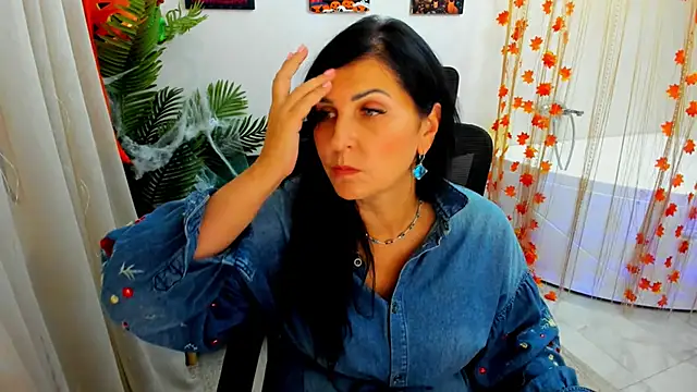 Moon_Veloure1 webcam