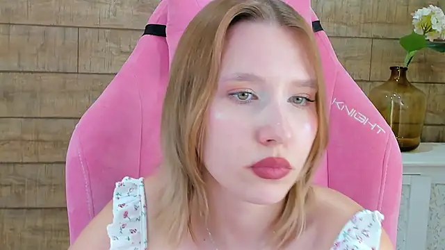 LiliLinn webcam