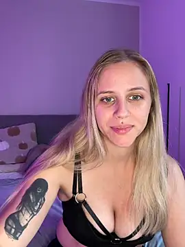 lunawolf21 webcam