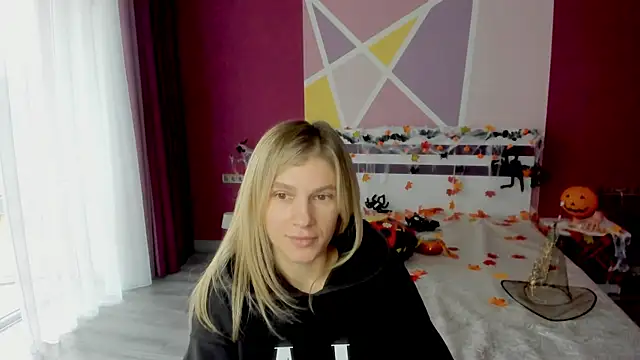 MerryCristi webcam