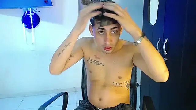 boy_latino_sex webcam