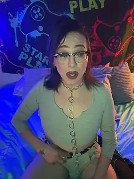 MiniMonroe webcam
