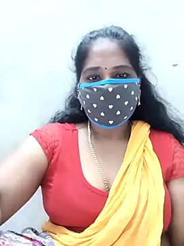 MaaliiiPonuTamil webcam
