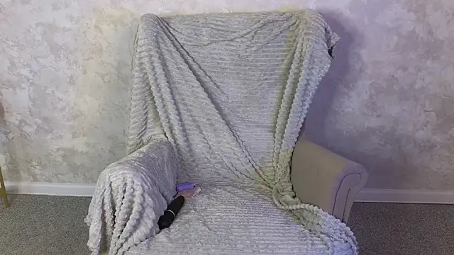 MillaHolt webcam