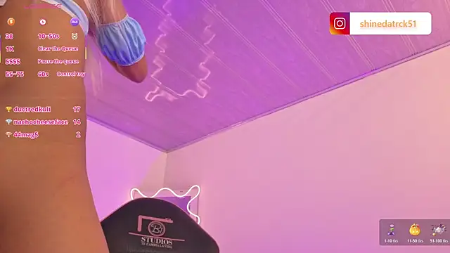 Shinedark_tay1