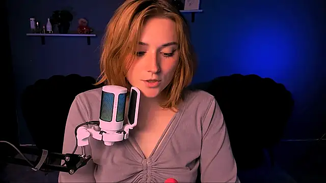 casey_meow_ webcam