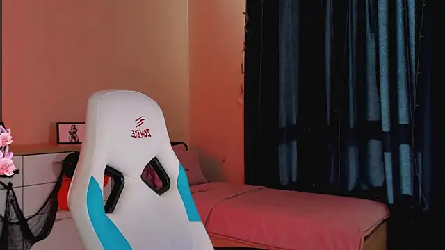 Jenny_Luvv webcam