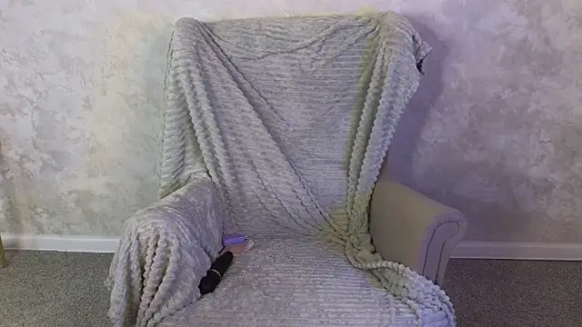 MillaHolt webcam