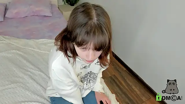 Alina_Mills webcam