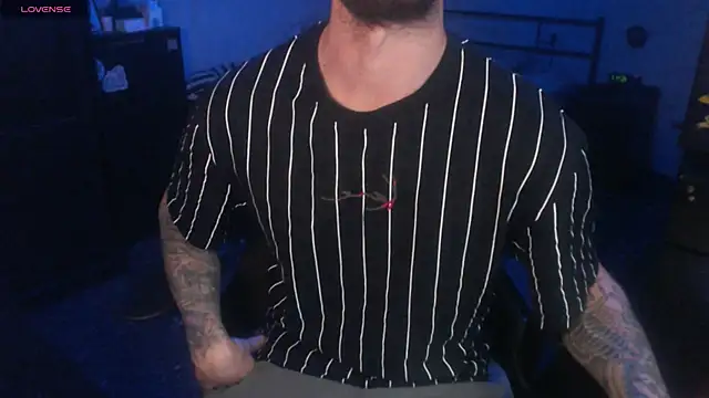 SexxxyLouis webcam