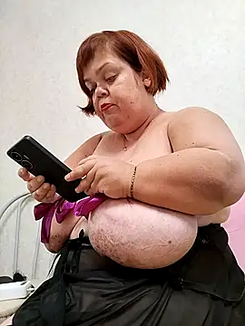 MIDGET-TITS webcam