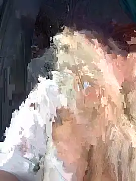 Bustyblondebabe32