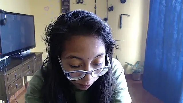 Violet_And_Smith webcam
