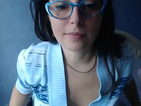 LuckyLisa23 webcam