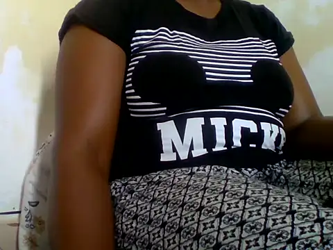 Barbie_Hoty webcam