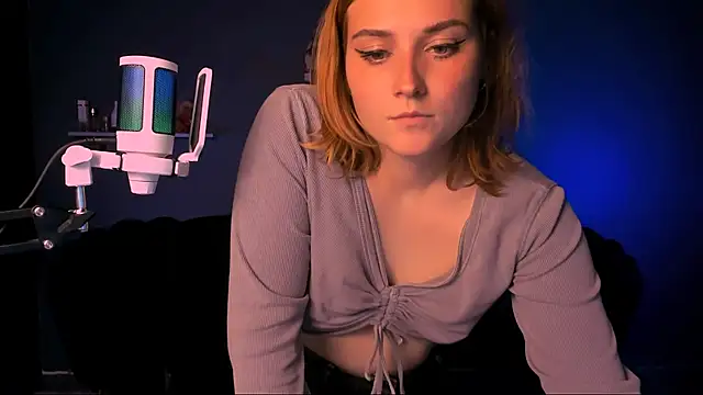 casey_meow_ webcam