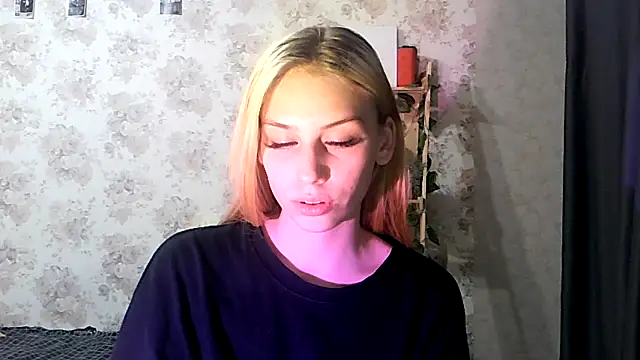 ClaireLaSweet webcam
