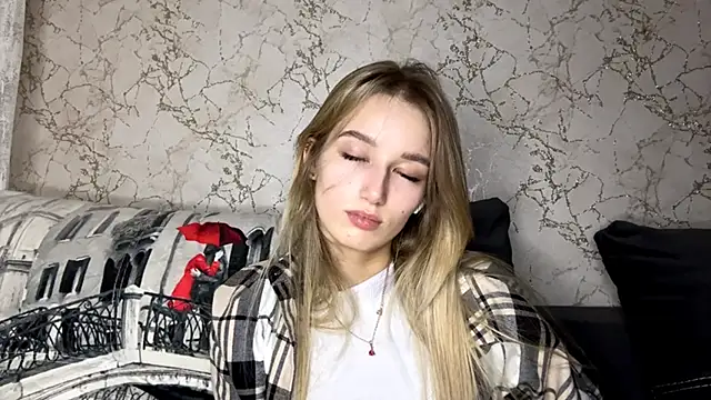 SweetCatherine webcam