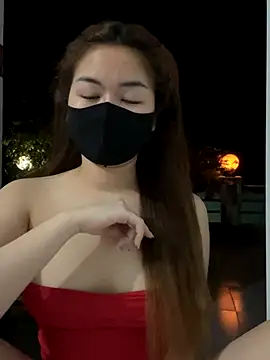 BabyThree_ webcam