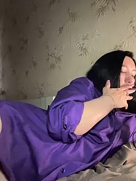 Naughtbaby_2025 webcam