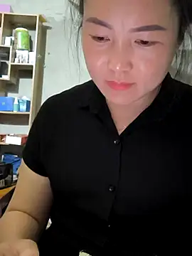 Sweetlove_77 webcam