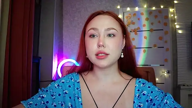 LolaMint_ webcam