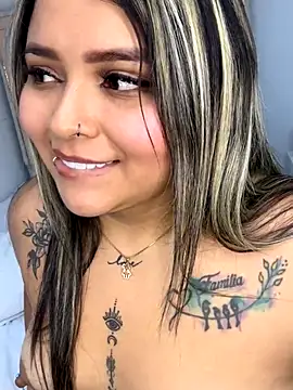 ashley-swift- webcam stripchat model stream image