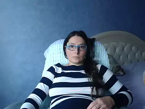 LuckyLisa23 webcam