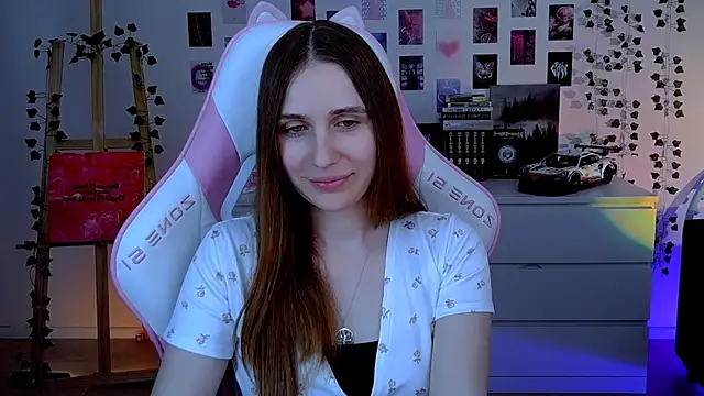 AliceCharmy webcam