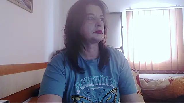 ExtasyMature webcam
