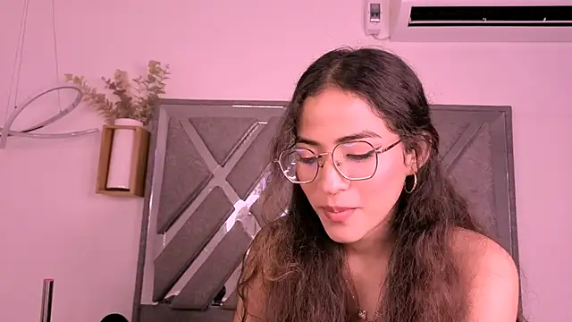 Akira_Hime webcam