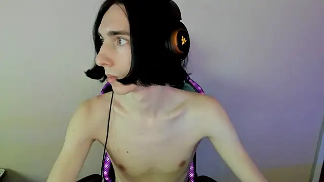 Young_nymph webcam