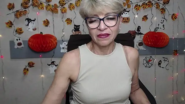 EllaBonito webcam