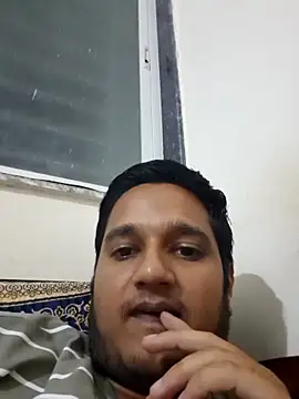 young-hairy-jon webcam