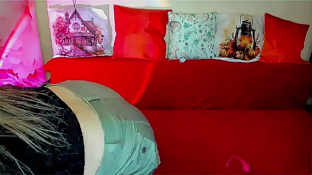LizaSenri webcam