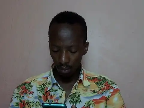 Hotchocolate94 webcam