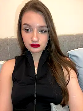 AdelinaEmber webcam