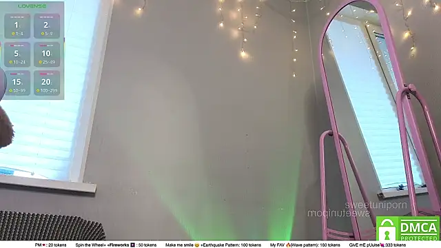 sweetuniporn webcam