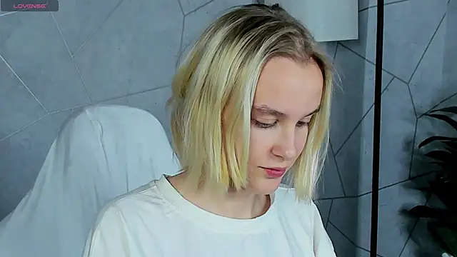 Carolin_Miller webcam