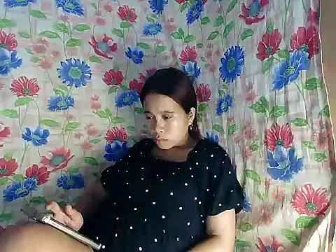 Pinay_Skinny18 webcam