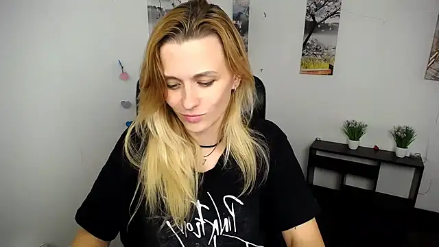 PeppyMia webcam